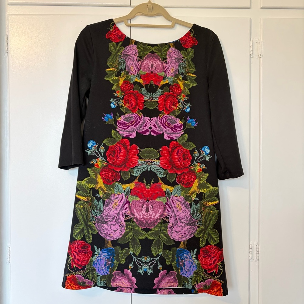 H&M Floral 3/4 Sleeve Shift Dress